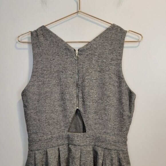 Zara | Button Front V Neck Sleeveless Key Hole Back Tweed Dress Gray - Picture 3 of 8